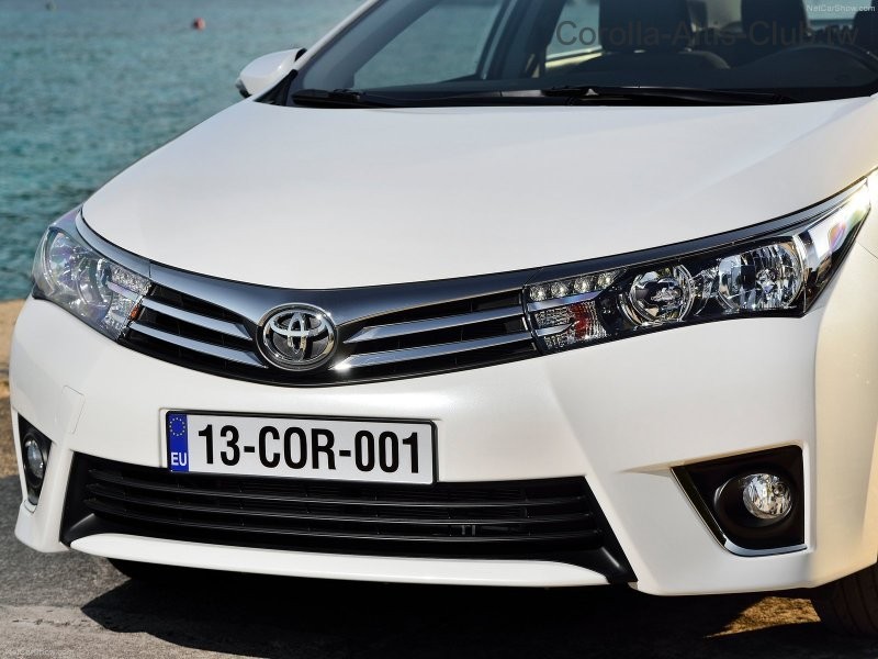 Toyota-Corolla_EU-Version_2014_1600x1200_wallpaper_3d.jpg